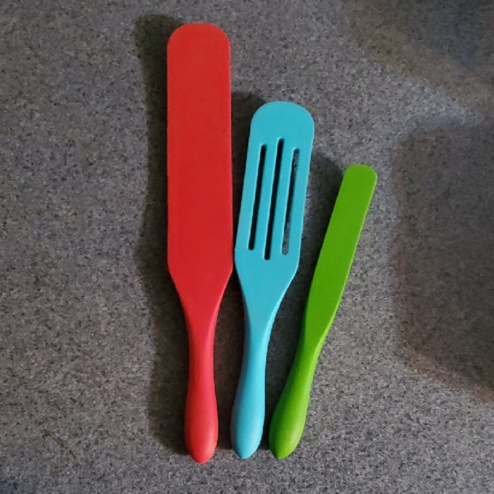 Mad‎ Hungry 3-Piece Silicone Spurtle Set - Red, Blue, Green Utensils (Kalorik)